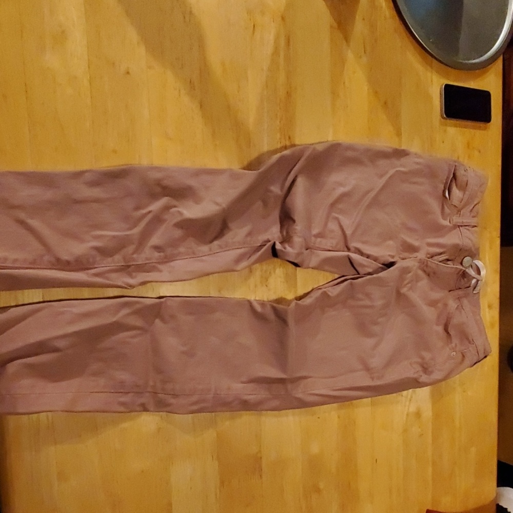 No boundaries khakis